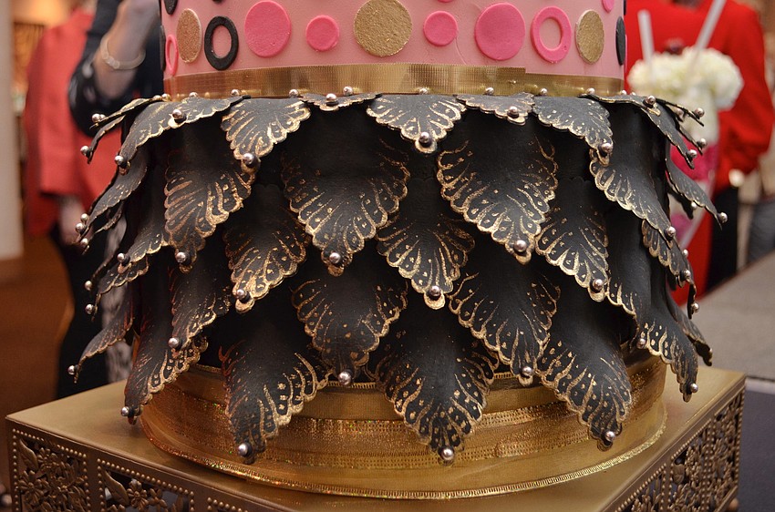 The detail on the base layer of the cake was remarkable.