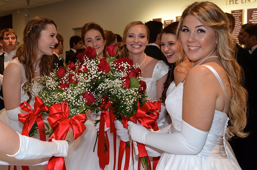 Lauren Jeffrey, Emily Schofield, Claire Cornetet, Kelly Pacifico and Taylor Karp