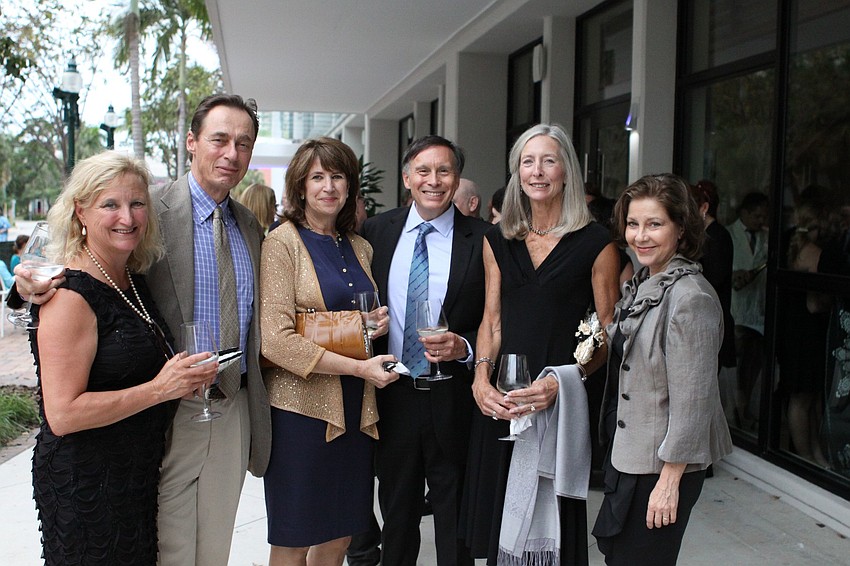 Bea Miley, John Coblentz, Ann and Robert Jackson, Peggy Hunt and Patricia Caswell