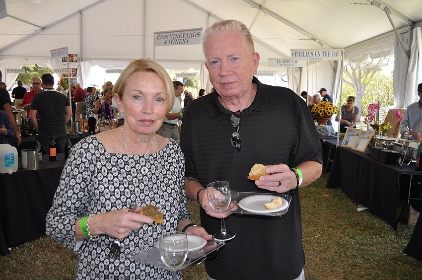 Linda and Jerry Mills