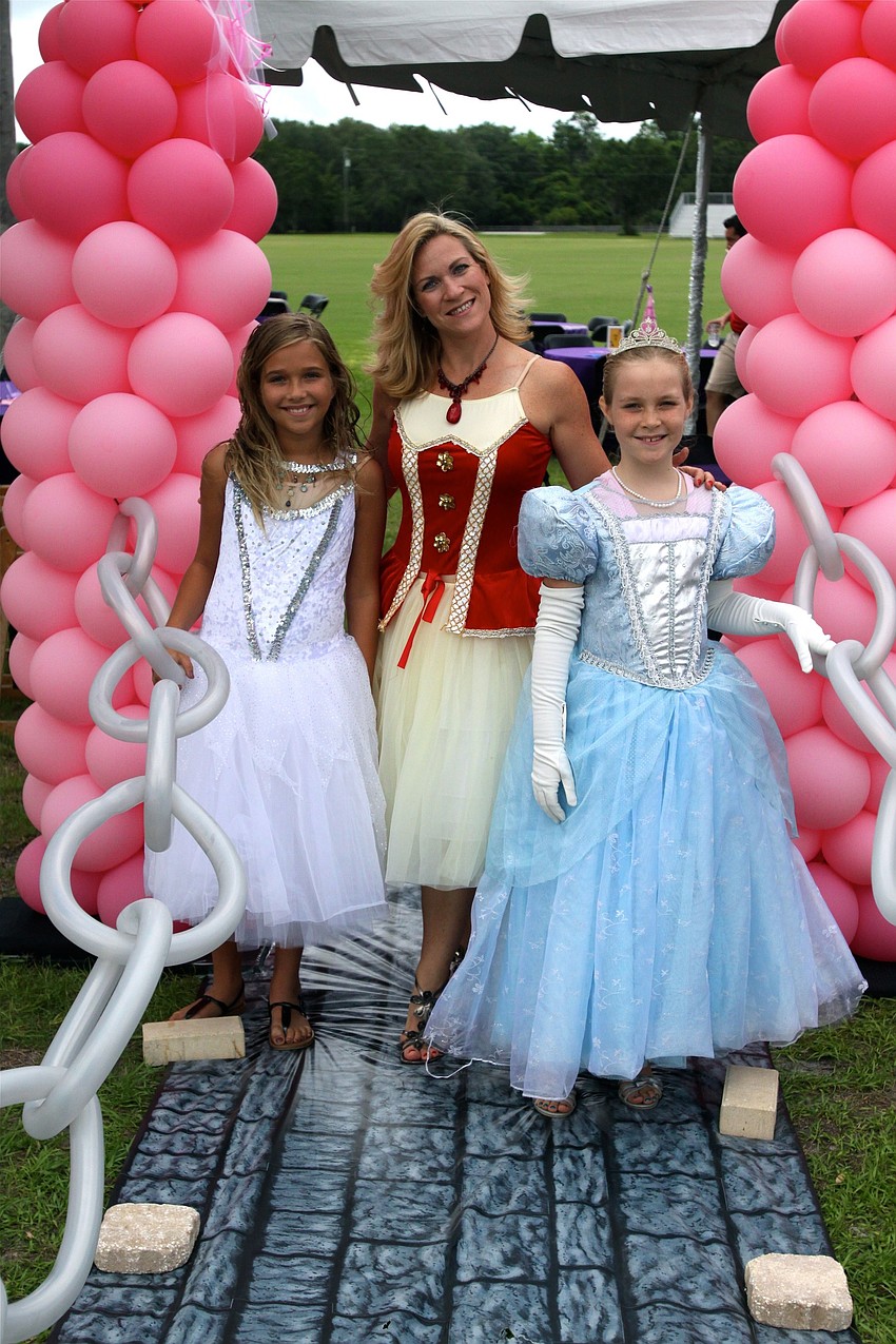 Kiki Verall-Wells, Heather Koester and Abigail Koester