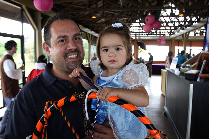 Rob Hunt with his daughter Ella, 18 mos.