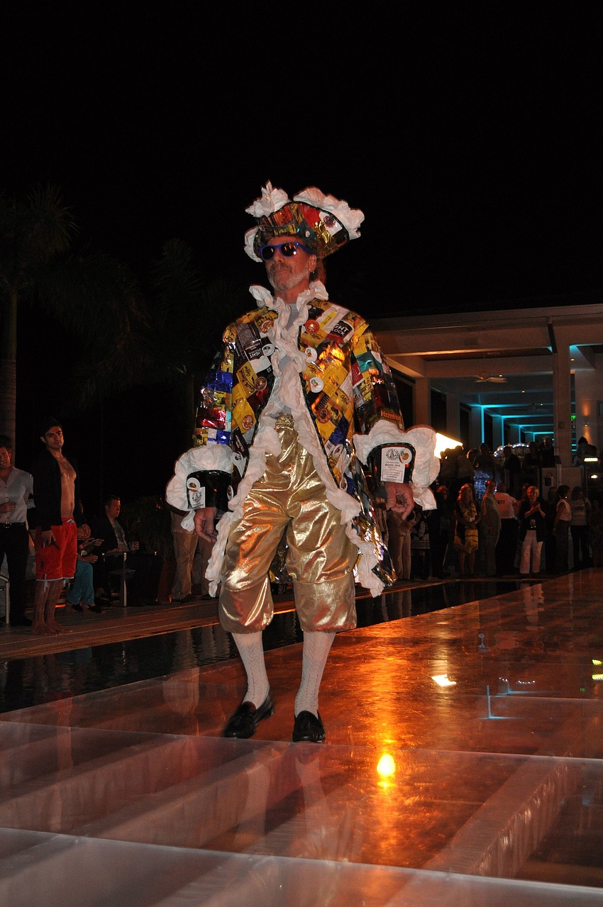 iConcept models held a mini fashion show during Cinema Tropicale.