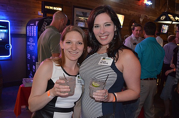 Amanda Knorr and Julia Siska