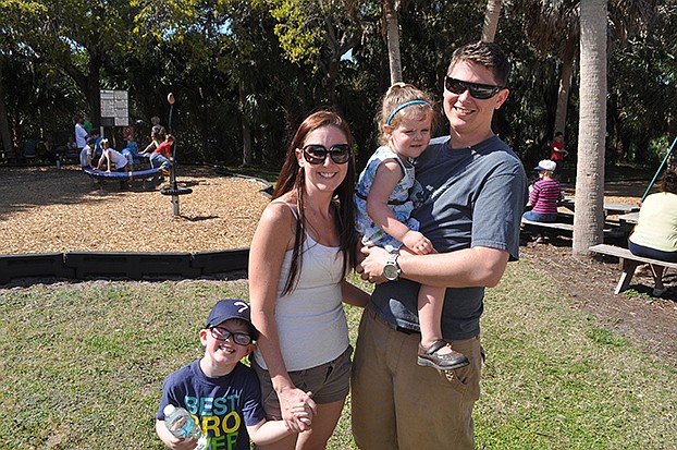 Cori and aaron Yax with their children Brayden and Kaylie