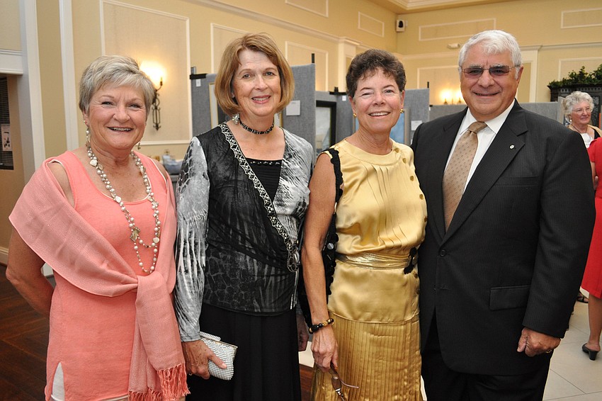 Mary Beth Grey, Barbara Saaby and Charleen and Fred Gorbet