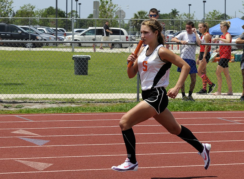 Allison Wright ran the leadoff leg of Sarasotaâ€™s 4x800 relay.