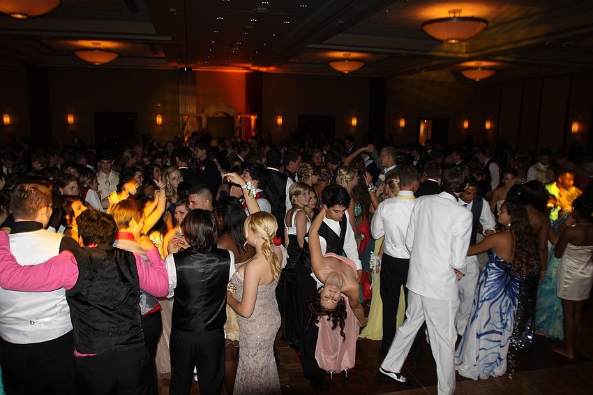 Students had fun dancing and singing along to their favorite songs.