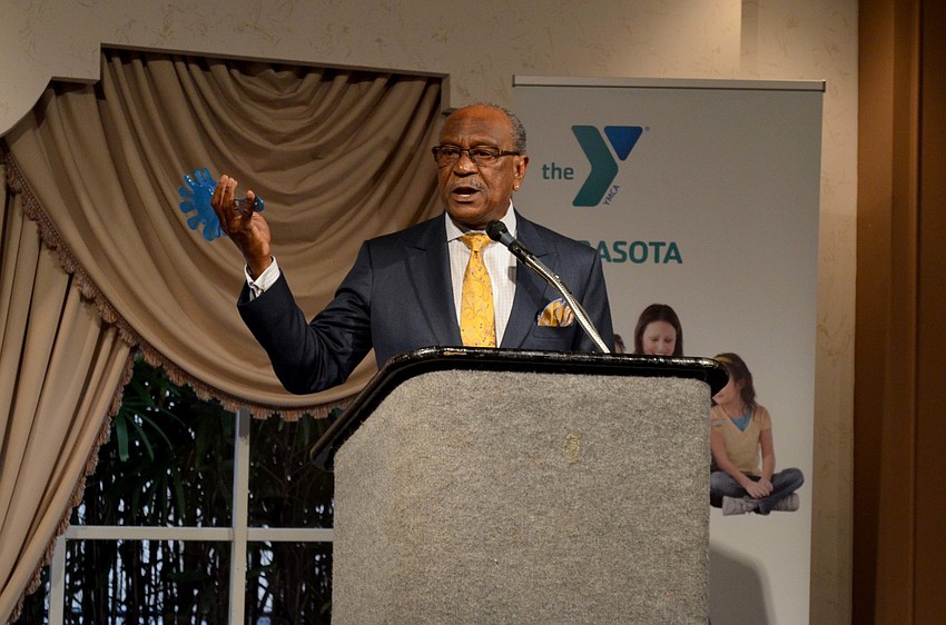 Hank Battie was the master of ceremonies.