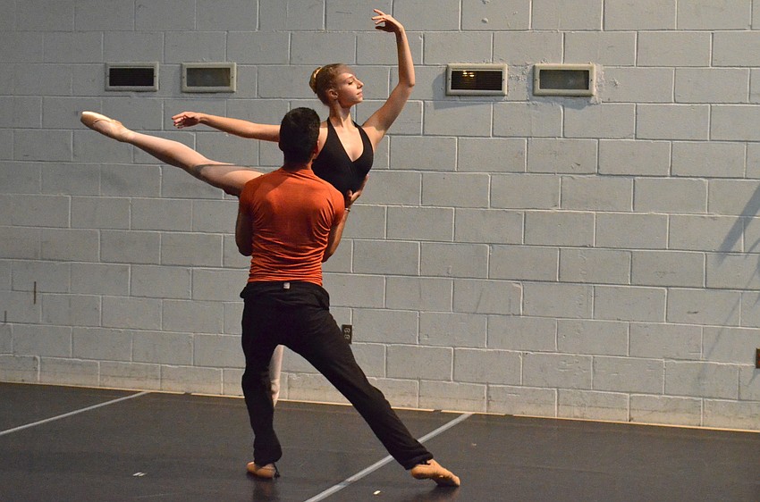 Caitlin Gish (Sarasota) and Edward Gonzalez (Sarasota Ballet company)