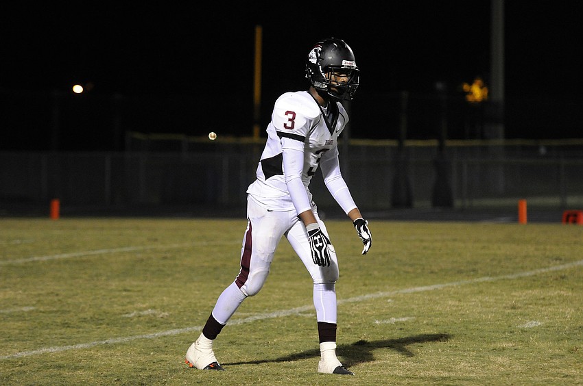 Wide receiver Andre Mays hauled in two catches for 21 yards.