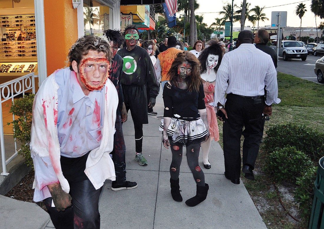 Sarasota High School Drama Department scared the circle by playing the part of zombies prior to performing Ã¢â‚¬Å“ThrillerÃ¢â‚¬Â at last yearÃ¢â‚¬â„¢s Fright Night on St. Armands Circle.