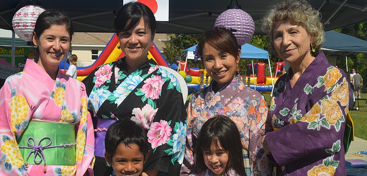 Hanako Owen, Mayuko Seto, Chieko Bransome, Emiko Seto with Cocomi Bransome and Mirai Menta represented Japan