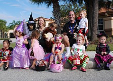 Lisa Brooks' and Craig Jordan's class made sure to gather for a group photo.