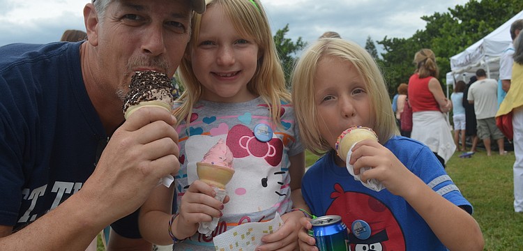 Joe Combs treated daughter Alayna and son Ethan to ice cream