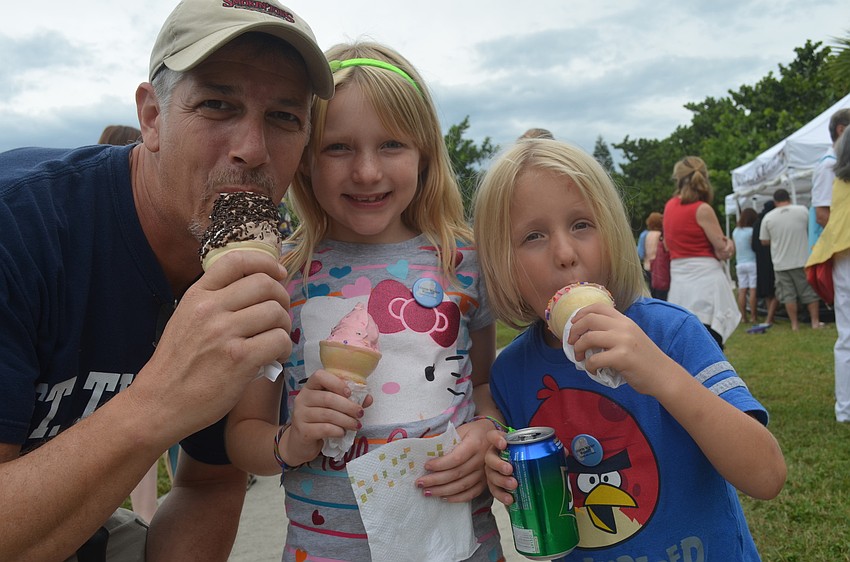 Joe Combs treated daughter Alayna and son Ethan to ice cream