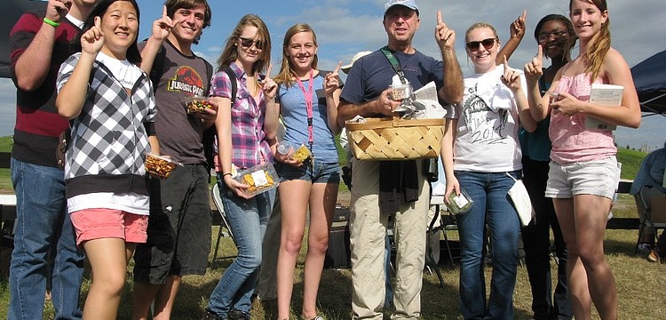 Venice High Schoolâ€™s Spoonbills celebrate their victory