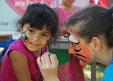 Jolie Banks gets her face painted