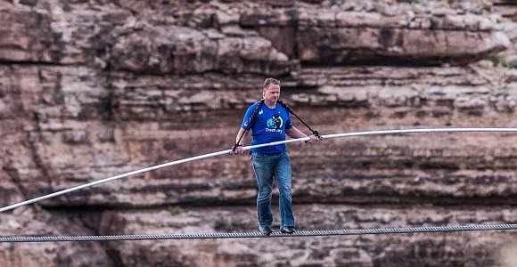 Nik Wallenda made history Sunday, June 23, when he walked a 2-inch-wide cable suspended 1,400 feet above the Grand CanyonÃ¢â‚¬â„¢s Little Colorado River Gorge. Ã¢â‚¬Â¨(photo courtesy of Cliff Roles)