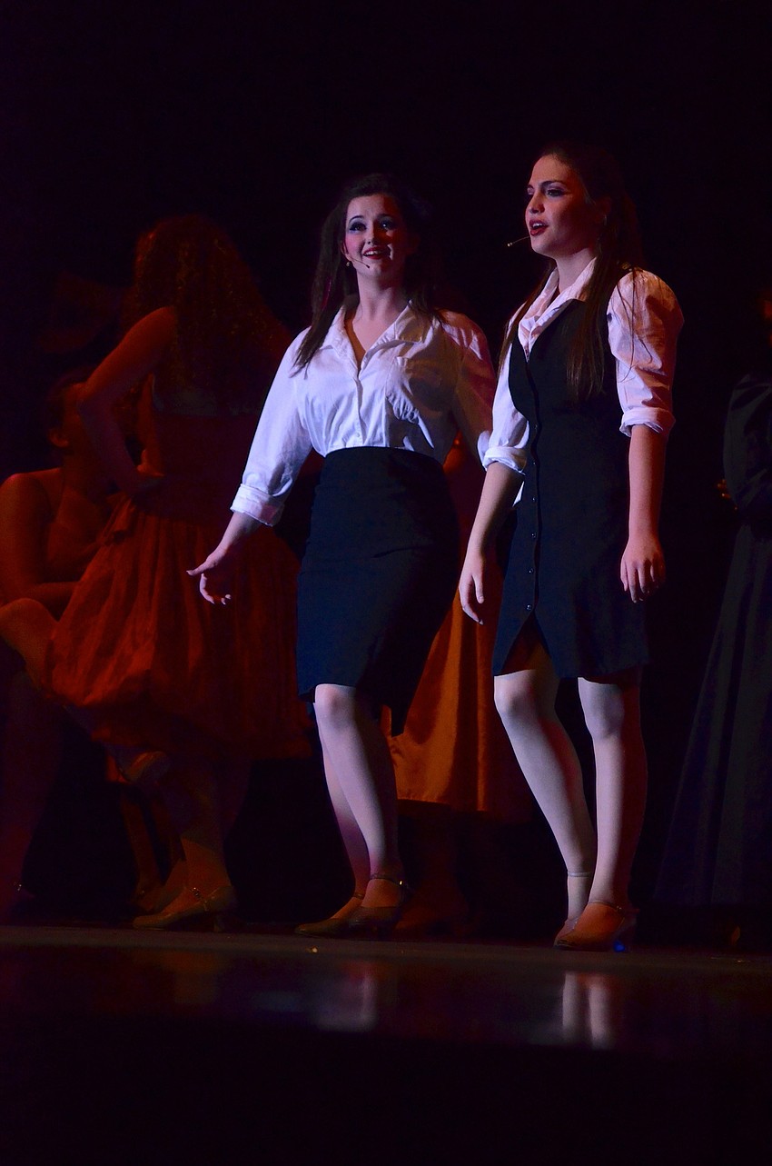 Onstage best friends 