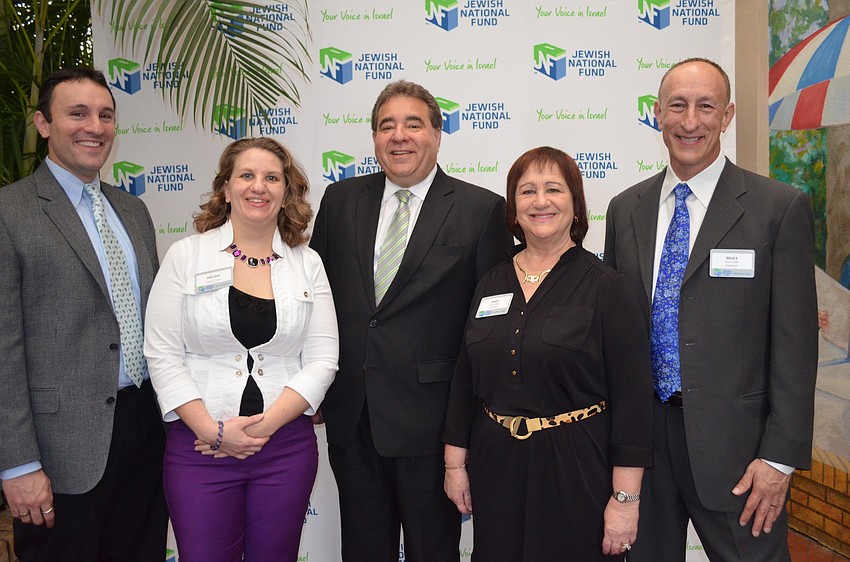 Jeremy and Megan Udell and JNF CEO Russell Robinson with honorees Janet and Bruce Udell.