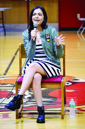 Amanda Sebastiano YouTube star Bethany Mota speaks to Braden River Middle students about bullying, fashion and what's next for her fashion line.