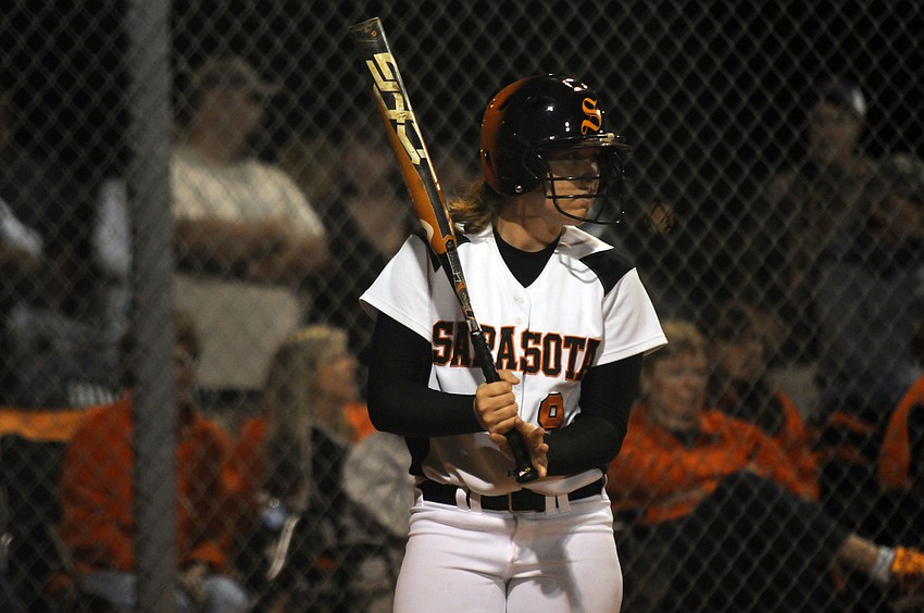 SarahBeth Wengerd went 2-for-3 with a triple to lead the way for Sarasota at the plate.