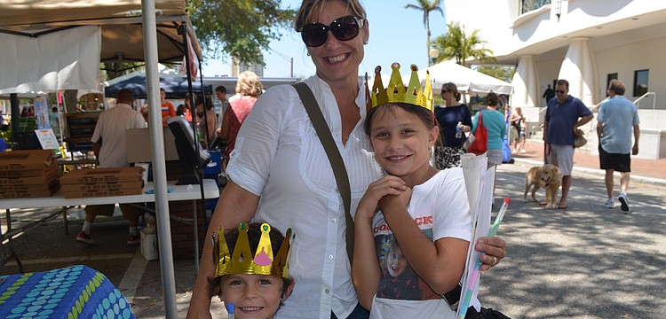 Maryanne, Jrma and Moritz Ball