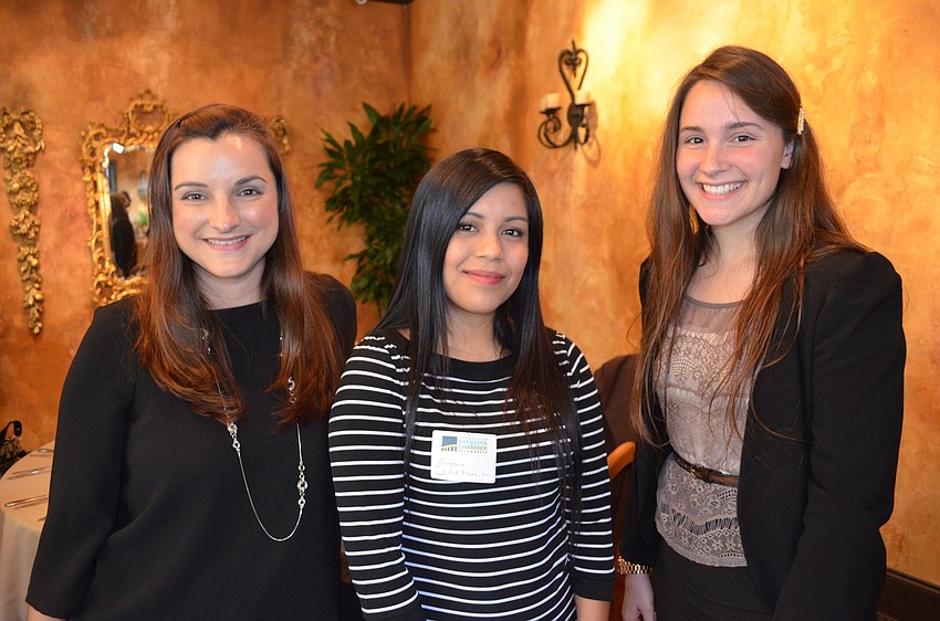 Jessica Bringas, Chrstina Lemus and Lindsey Wanting