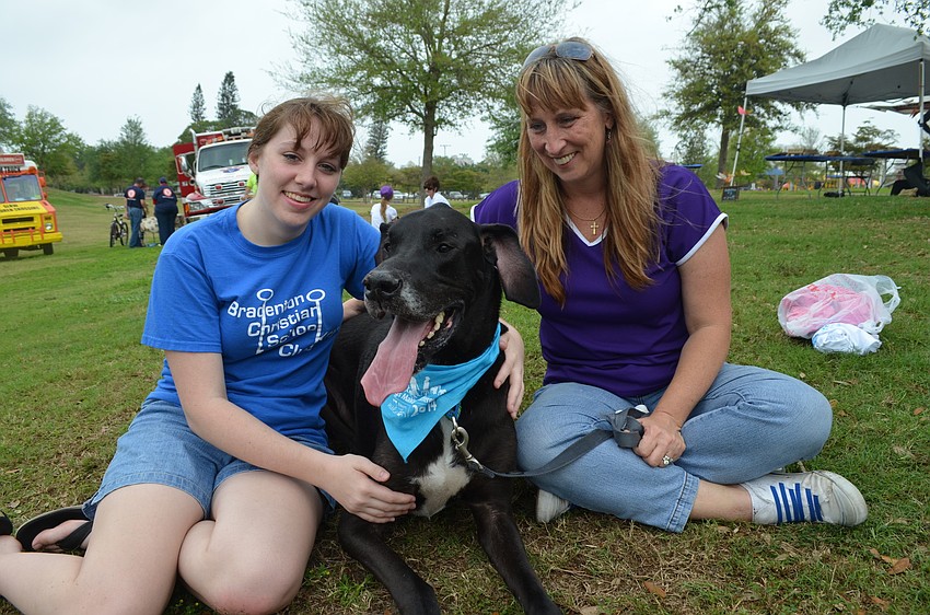 Emily and Donna Arakel with Ace
