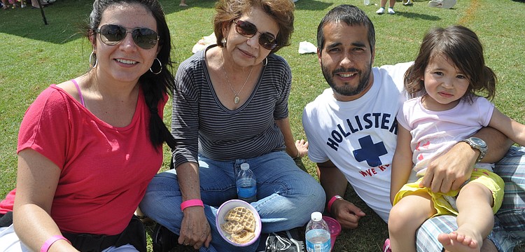 Liliana and Elorsa Allen with Deivis and Violet Cadavid