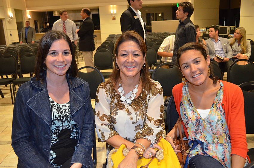 Stephani Cz with Debbie and Brittany LaPinska