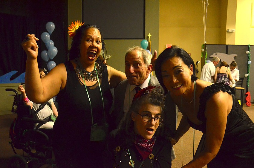 Anne Matt, Robert Catlin, Frora Frisch and Cathy Dundas enjoy the night.
