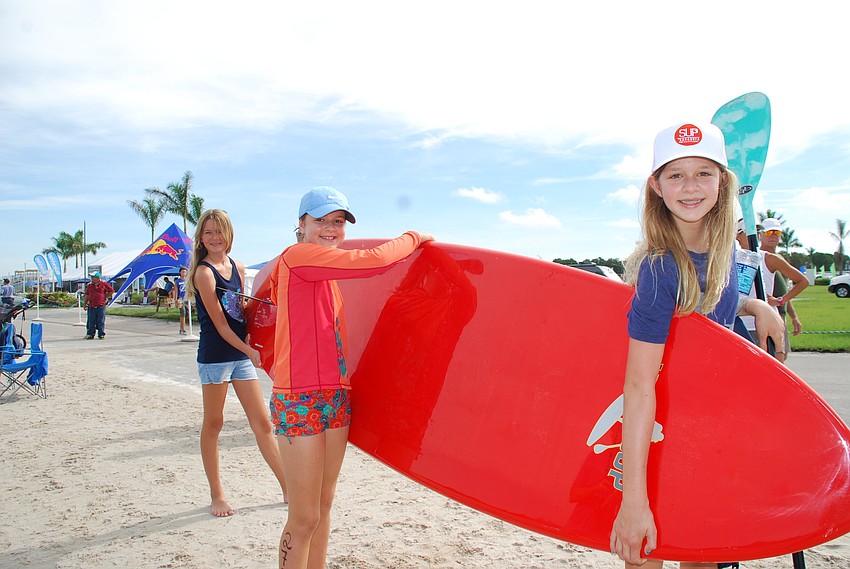Gwyn Peterson, Avery Brannan and Payton Nagler prepared for the day.