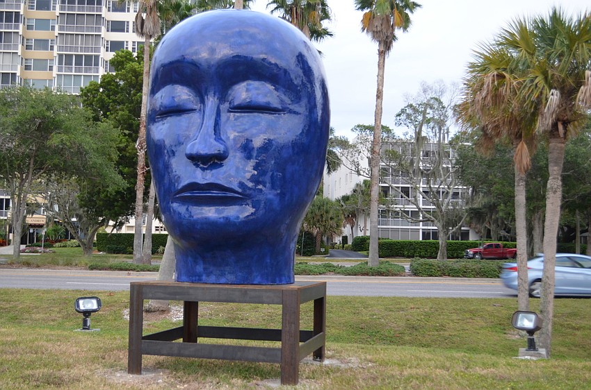 Ceramic untitled head by Jun Kaneko