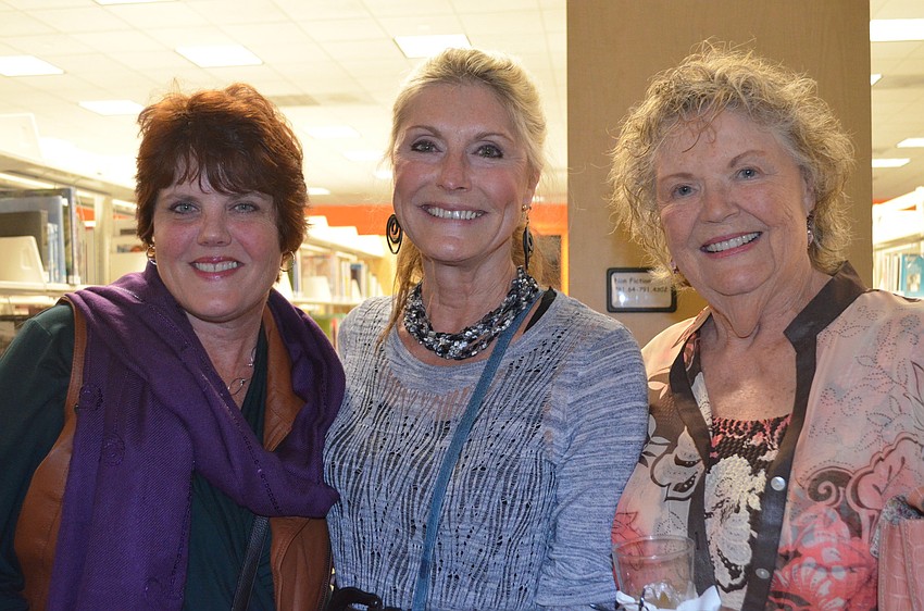 Sisters Claudia Law and Leslie Hogle made it a family night with their mother, Margaret Stoudt.