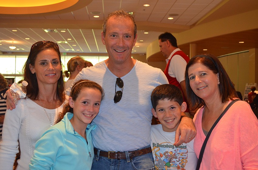Marla, Lana, Rob and Micah Katz with Lynne Godofsky