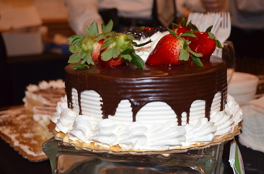 Publix's Chocolate Strawberry cake