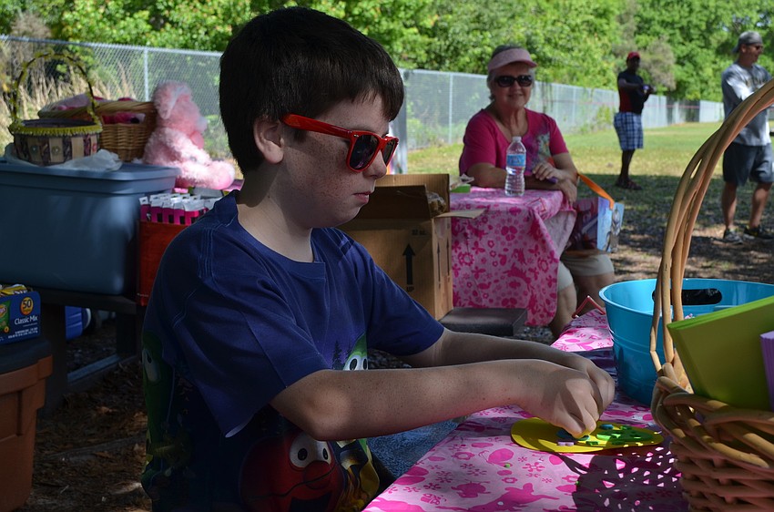 Kevin Sweeney does arts and crafts.