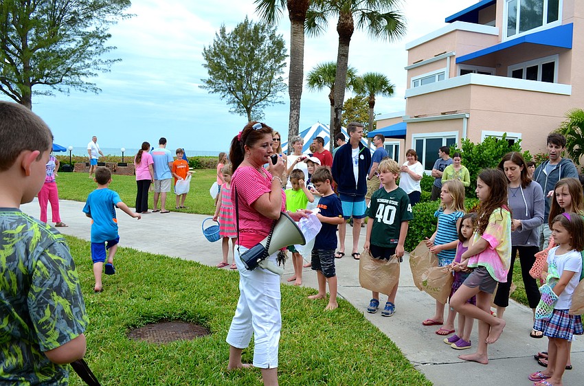 The children get ready for the egg hunts at Sand Cay