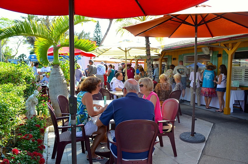 Harryâ€™s patio was packed for the wine tasting benefitting Longboat Key Turtle Watch.