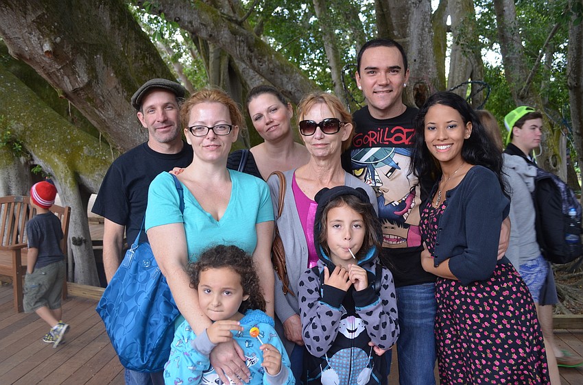 Chris Hecker, Tiffany Godwin, Glenda Pintacoda, Susa Goodwin, Steven Magner, Gabbie Boyer with Sophia and Abigail Keating