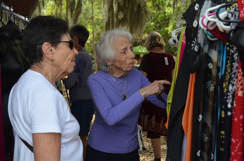 Geraldine Markowitz and Sylvia Stock shop.