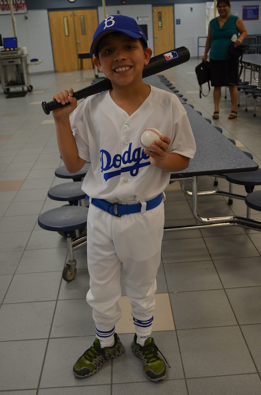 Damian Vega as Jackie Robinson
