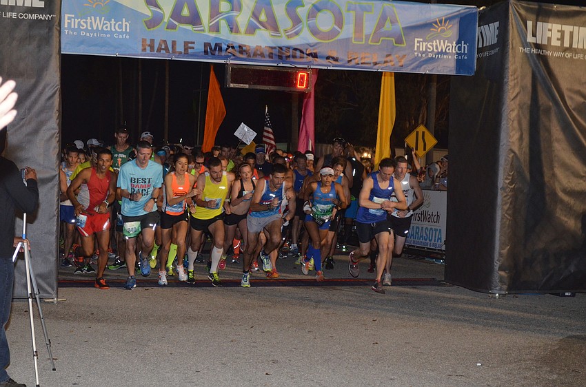 The start and finish line of the half-marathon was at the Van Wezel.