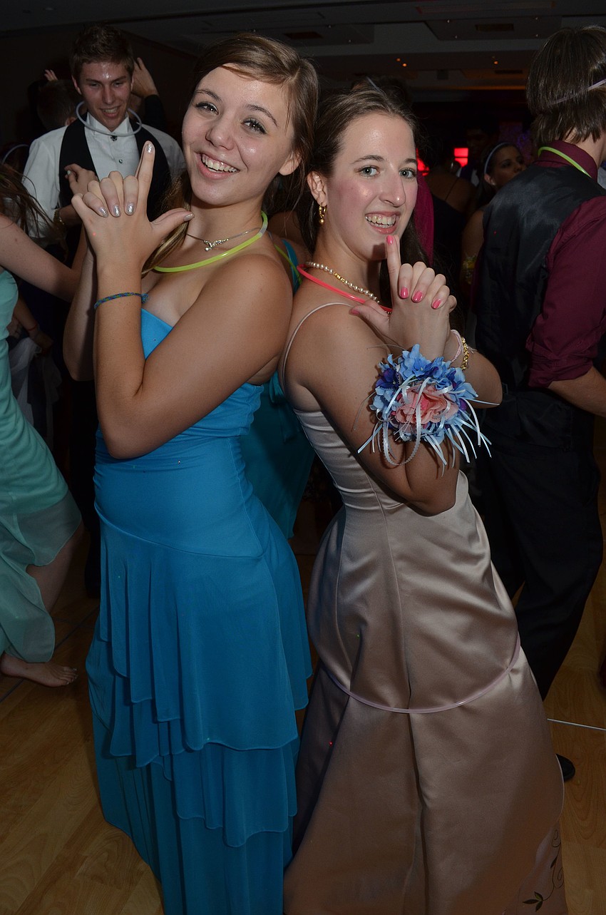 Ali Hansler and Starlyn Delpero