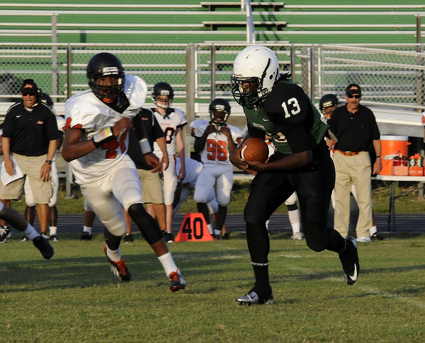 Terez Davis started the game at running back for Lakewood Ranch.