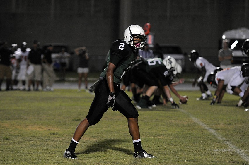 Lakewood Ranch wide receiver Cameron Pearcey hauled in four catches for 104 yards.