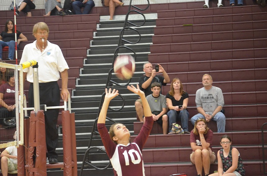 Allie Almer saves the ball before it hits the ground.