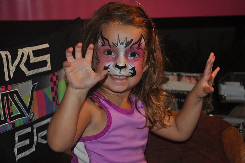 Abigail Cobb gets her face painted